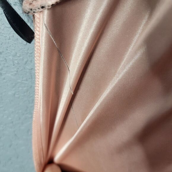 City Triangle Sz 11 Black Gown Pale Pink Pop of Color Stretchy Off Shoulder - Picture 15 of 17